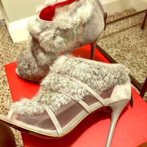 Beautifulllllll Charles Jourdan rabbit fur heels